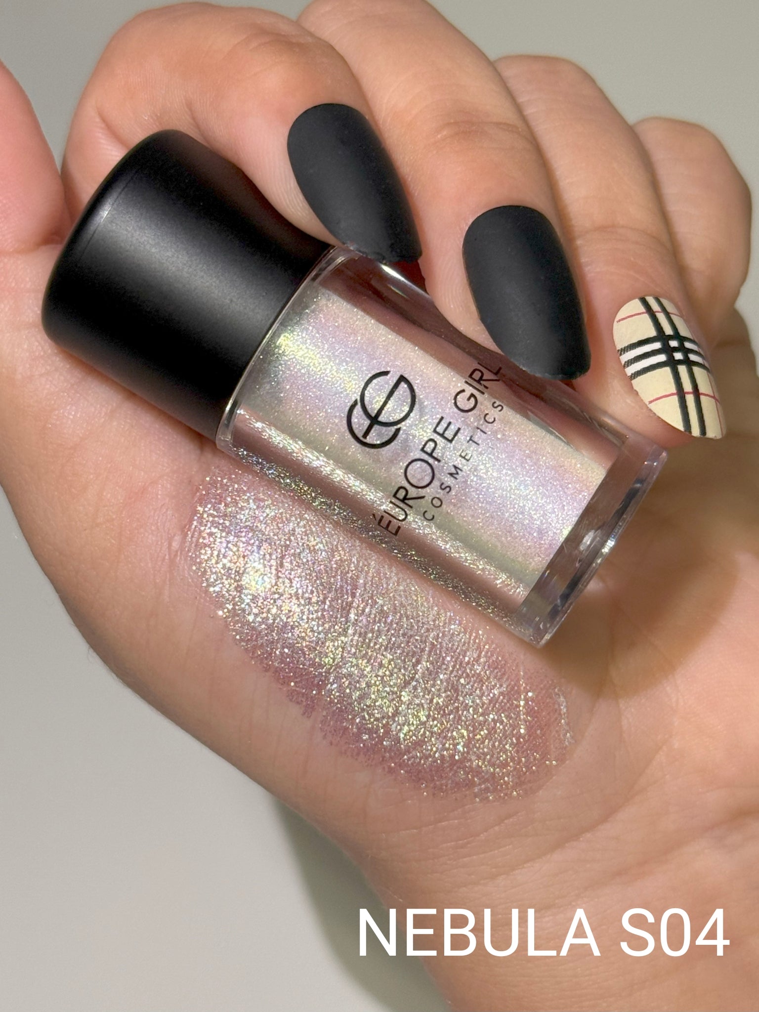 #color_Nebula S04