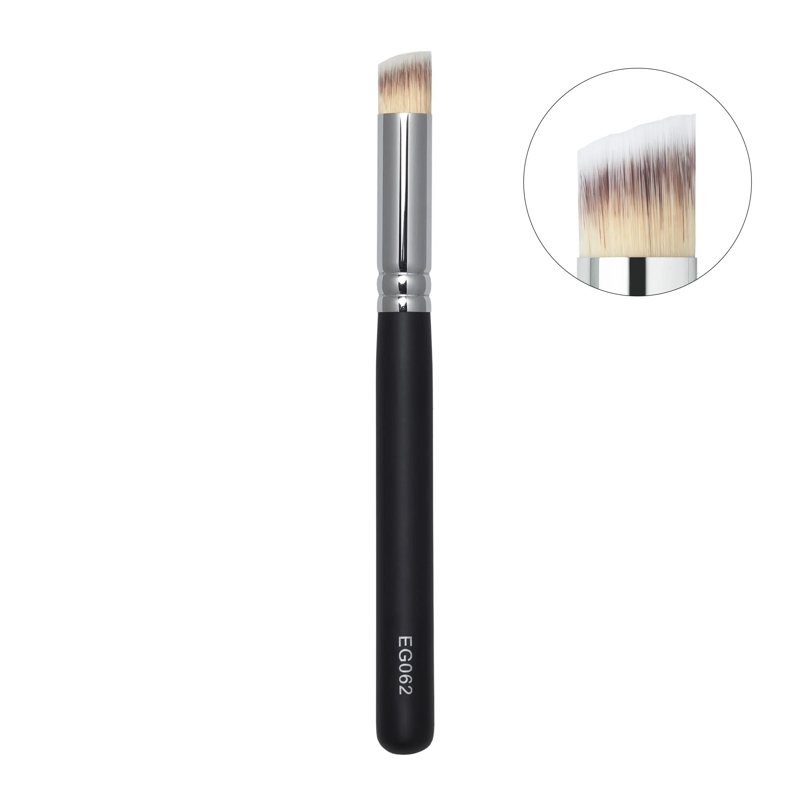 062 Contour Brush / Concealer Brush / Highlighter Brush (Under Eye)