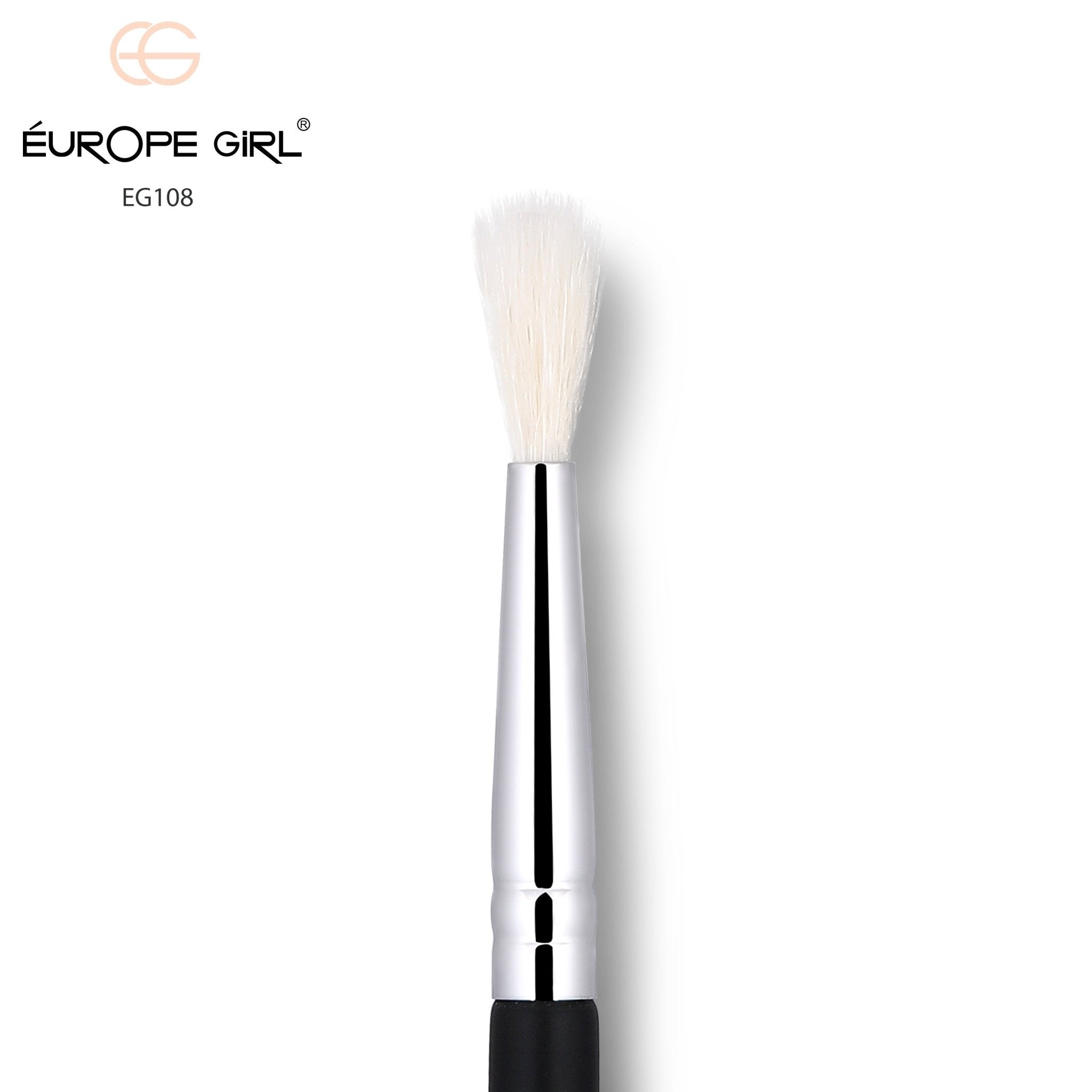 108 Blending Brush (Defined Crease)