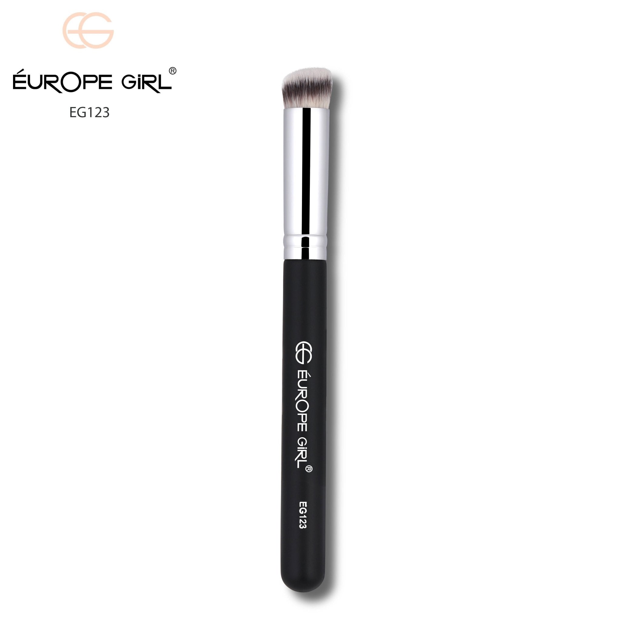 123 Concealer Brush