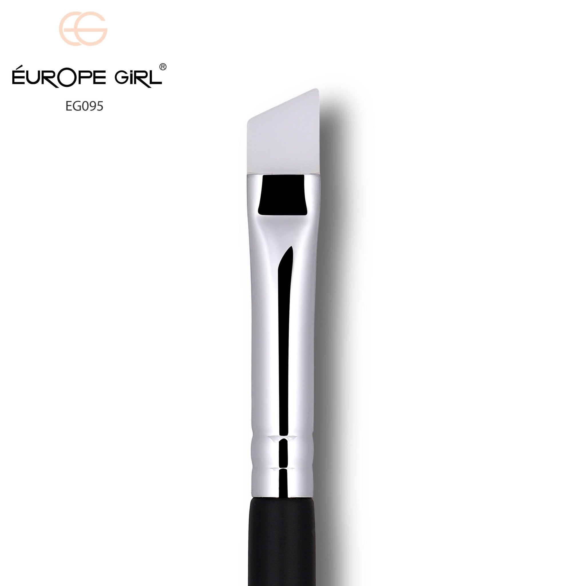 95 Angled Eyebrow Brush/ Eyeliner Brush