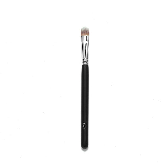 28 Éurope Girl Makeup Brush ( Concealer Brush / Eye-Shadow Brush)