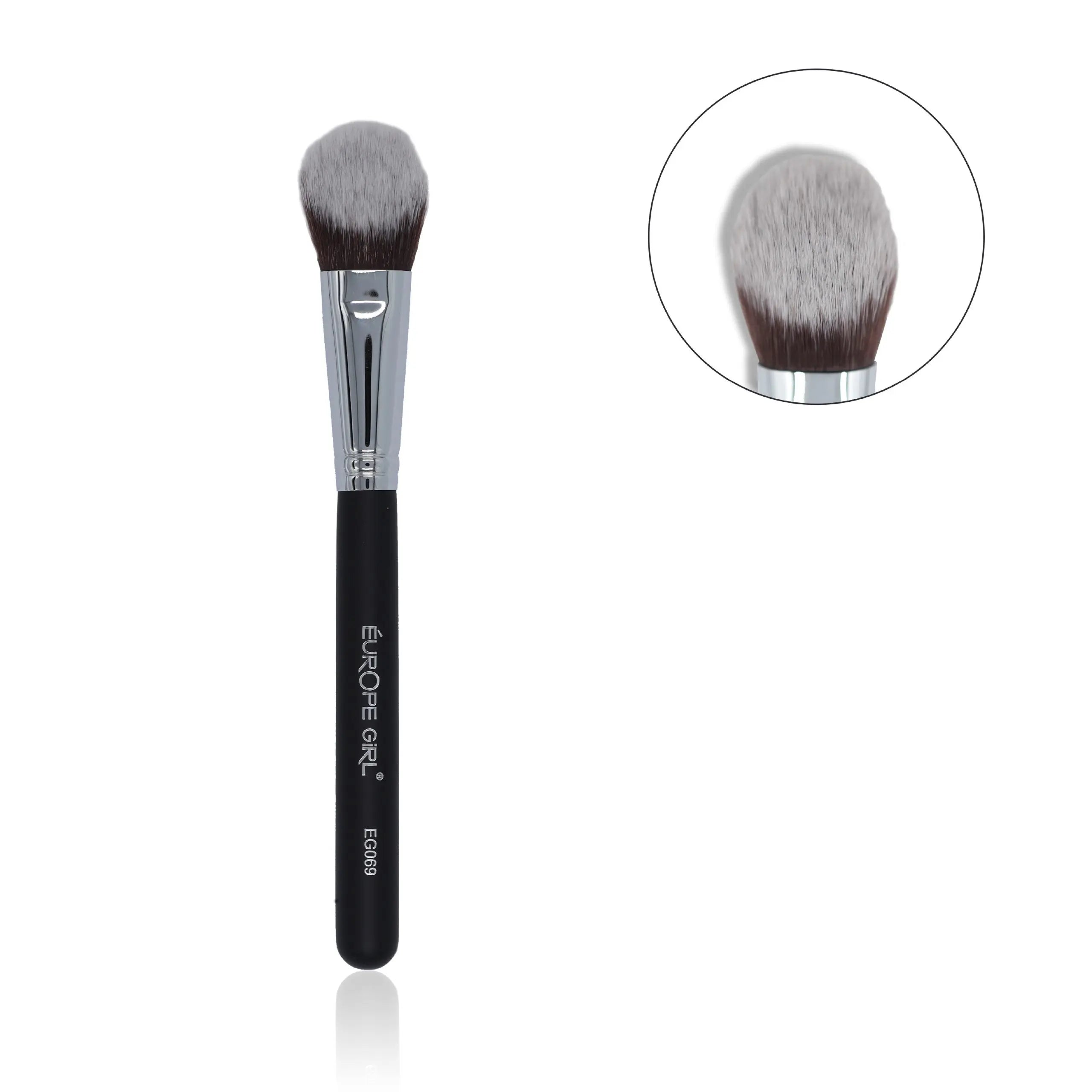 069-EG Foundation brush / Powder brush