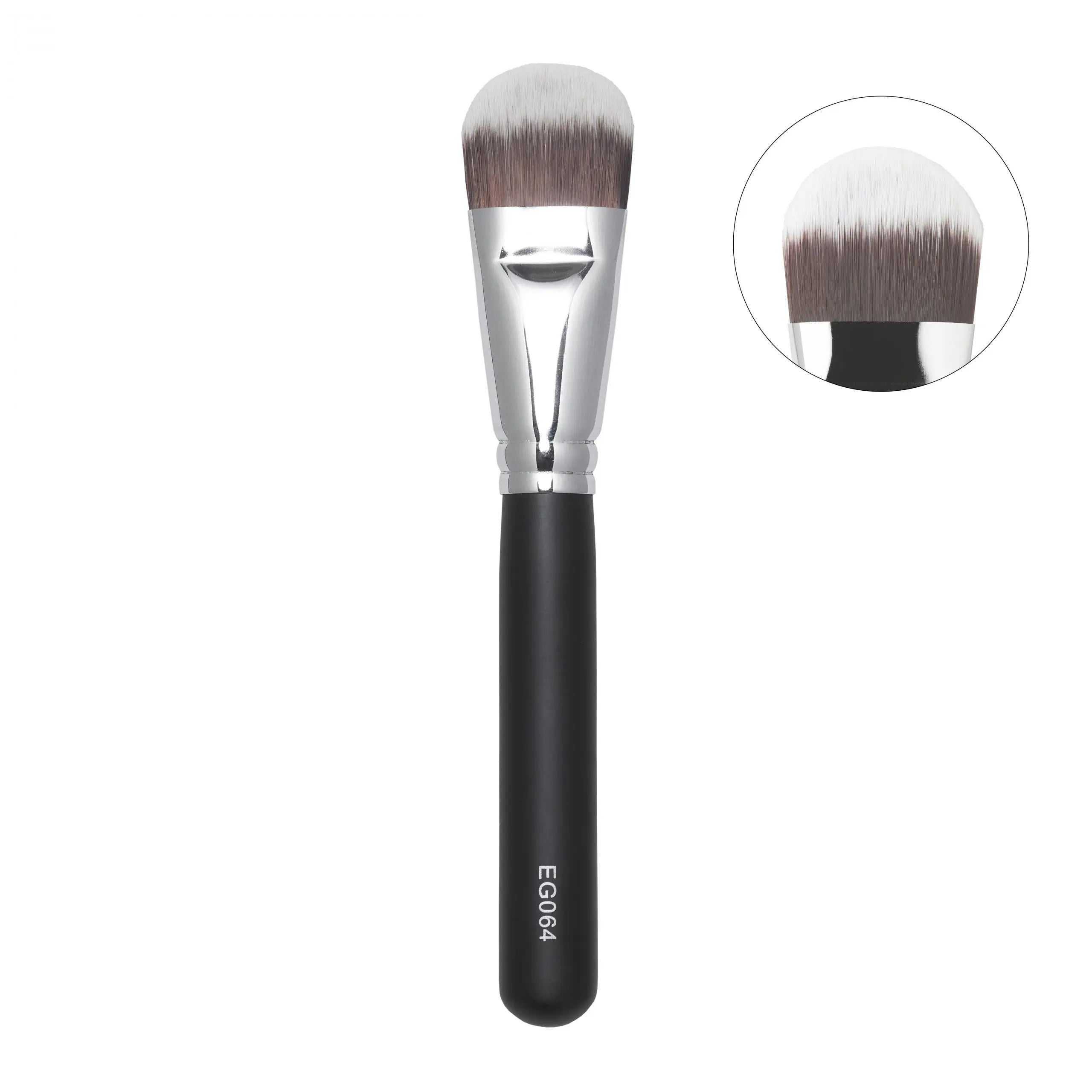 064 Foundation brush